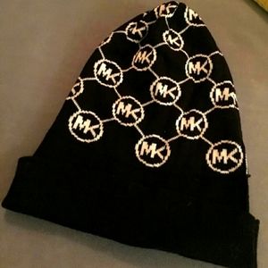 Micheal kors hat